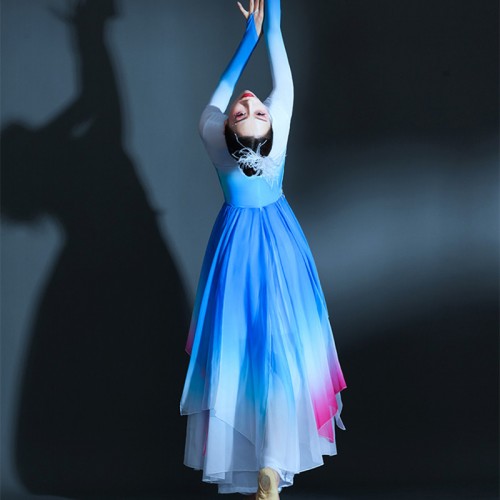Women blue gradient chinese folk dance costumes fairy hanfu fan umbrella yangko classical dance dress for woman